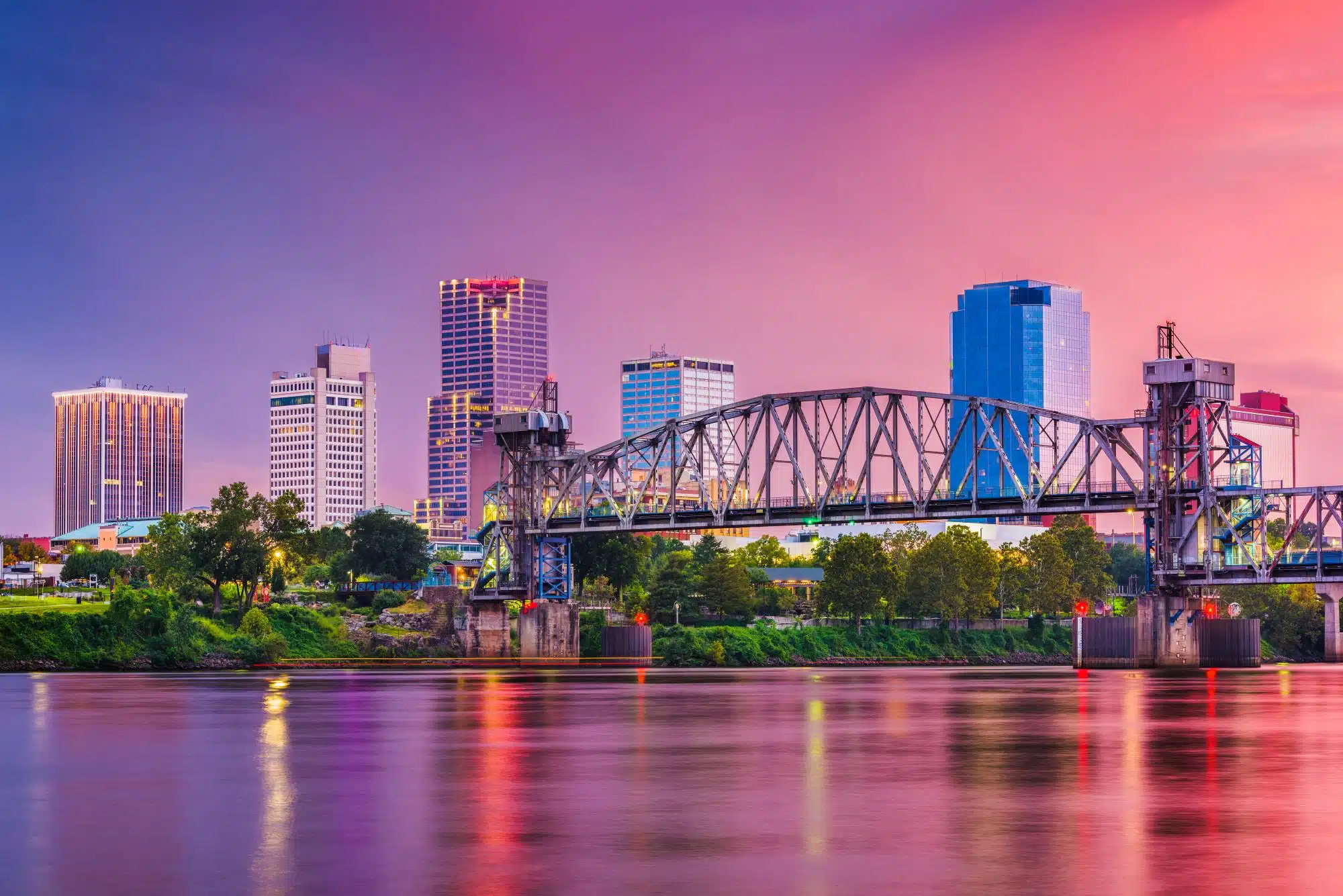 Little Rock, AR, USA skyline on the river at twilight